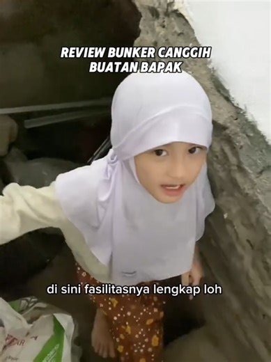 Review Bunker Futuristik Bapakku yang Visioner