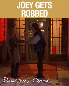 217K views · 1.7K reactions | And the robber gets weird. Watch all seasons on Hulu: https://www.hulu.com/series/dawsons-creek-e167b346-77f6-4694-982f-a611e42bef11?fbclid=IwY2xjawE-f8tleHRuA2FlbQIxMAABHTWYIHIp0JqGVeM25npkShf9Fphwy7B3USNeuGcdmCa7xKyd_P6MMZXAqA_aem_0FAasyA05sYiw2W4XbNtYw | Dawson's Creek | Facebook