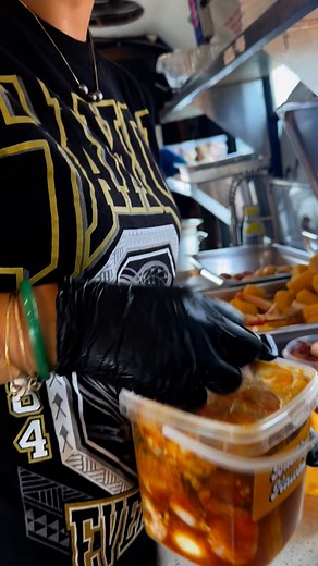 25K views · 10K reactions | We are a food truck located in Oahu and we are open 4 days a week. Seafood boil in the go is what we do. Catch our schedule in our stories daily. This Thursday and Sat we will be in waipio uka from 4-8pm & FRIDAY in WAIMANALO !! Can’t wait 画 | Titilua Fraser Acero | Facebook