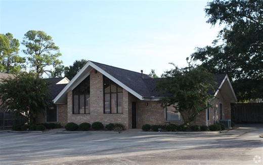 2204 Sunpark Dr, Conroe, TX 77303 - Free-standing brick office | LoopNet