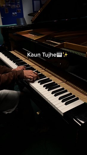 Kaun Tujhe Instrumental | MS Dhoni Song on Piano