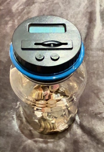 Money tub , counts your money as you put it in and tells you the coin you put in, no more counting #moneybox #moneycounter #automoney #tiktokmademebuy #money
