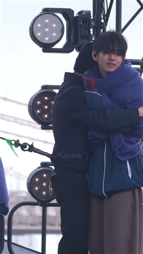 The way jimin hugs taehyung his soulmate 🥺✨