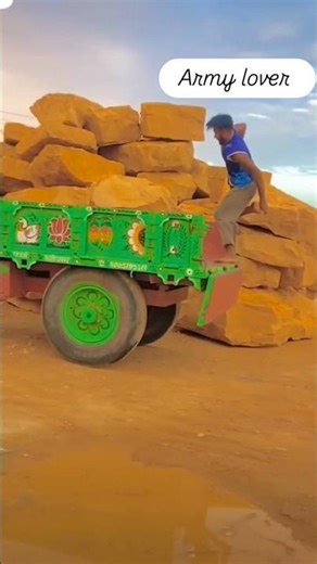 ak bande ne lagaya hight quality ka long jump 👌👌