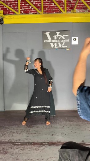 Mera Kangna Jhanjar Churdi Dance - Bollywood Dance Routine