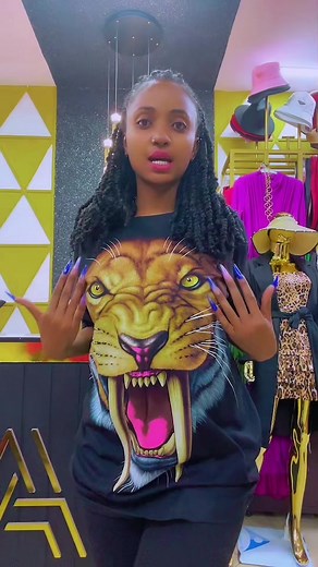 These T-shirts are so cool, if you don’t own one unangoja? Get them in @annes_fashion_line #annesfashionline #joisij #dancegeneral #joisijfashion