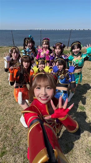 夏、この衣装だと暑くてやばいのかな？！笑 #特撮がるず #ラブい @きゃすみる🌺【特撮がるず】🦋辻加純 @きょうか🧸【特撮がるず】山田杏華 @いぐさ【特撮がるず】 @まりん 【特撮がるず】 @れお 【特撮がるず】 @みく【特撮がるず】 @しずく🤍【特撮がるず】 @ゆな【特撮がるず】 @このは【特撮がるず】