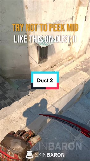 Mastering the Dust 2 Mid Peek Technique