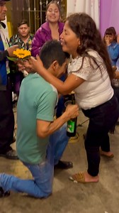 684K views · 5.2K reactions | En el cumpleaños de mi madrina Lucy Rodriguez | Karina Lujan La Diosa Huanuqueña | Facebook