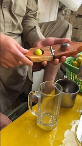Freshly squeezed lemons create the ultimate authentic refreshing #FreshLemon #SummerDrinks #Foodie