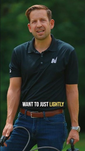 How to Use Non-Selective Herbicide for Grassy Weeds: Dallisgrass & Broomsedge #lawntips