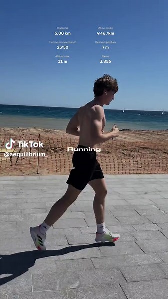 This combination changed my life… Running   Lifting weights Hybrid training is key #hybridathlete #running #fitness #gymmotivation #mindset #lifestyle