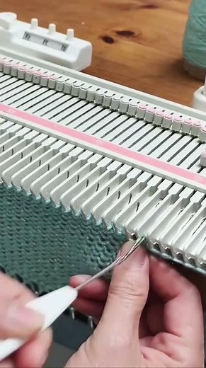 Flatbed Knitting Machine | Precision Yarn Knitting Process
