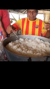 Este es el anciano que más come en Colombia. | El master Francisco