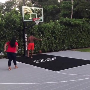 Talk about freak-athlete 👀 Dante Fowler can get WAY above the rim while wearing flip flops‼️ | Atlanta Falcons