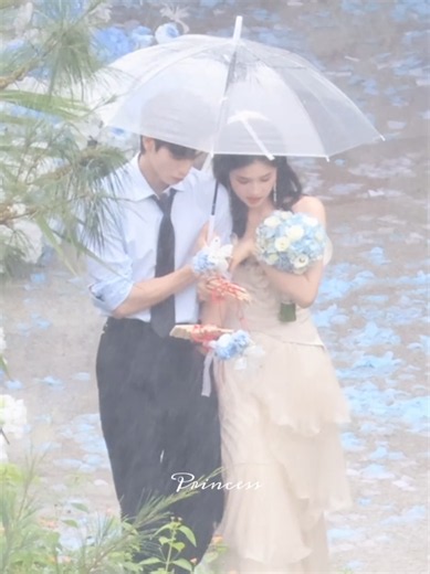 Their wedding: Cho Hoang Va Xuong & Tong Uylong ceremony