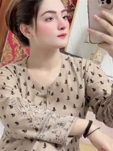 😘Rida Rani🍁 (@rida_ranii)’s videos with original sound - 😘Rida Rani🍁