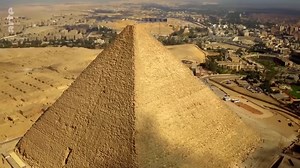 Ce que la Grande Pyramide cache peut-être encore