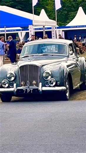 CLASSIC 1953 BENTLEY R TYPE CONTINENTAL BY H.J. MULLINER DRIVING AT CAR CONCOURS SHOW! #shorts #cars