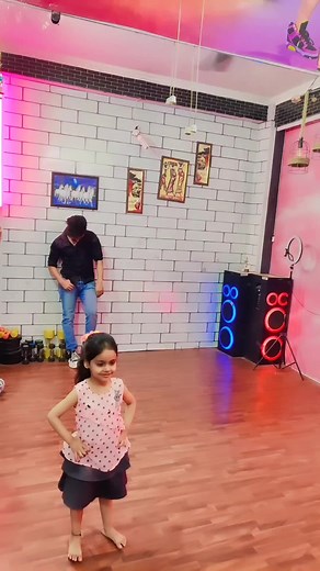 10M views · 412K reactions | Dilbar dilbar 殺❤️ #bollywoodsongscebookreels #facebookreels #dancers #bollywoodsongs #dancelover #dancing #facebookpost | Ali Khan | Facebook