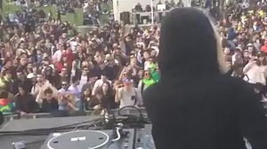 107K views · 5.6K reactions | Ellen Allien playing an absolute bomb tune at Paris Rave 2016  | Techno Live Sets | Facebook