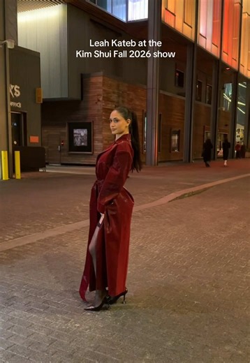 The people’s princess and #LoveIsland alum Leah Kateb arrived at the @Kim Shui NYC show at NYFW. #leahkateb @leah.kateb #nyfw #fashionweek