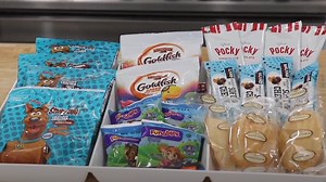 Watch REVIEW US Acrylic Avant Plastic 3-Section Stackable Tray on Amazon Live