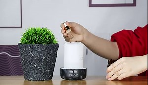 Essential Oil Diffuser, 120ml Artificial Plants Potted Diffusers for Essential Oils with 7 Colors LED Light, Cool Mist Humidifier Aromatherapy Diffuser for Home Office Bedroom, Super Quiet &Auto Off