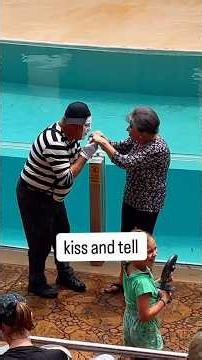 Wait for it 💀 hilarious Tom mime Seaworld moments #seaworldmime #funny