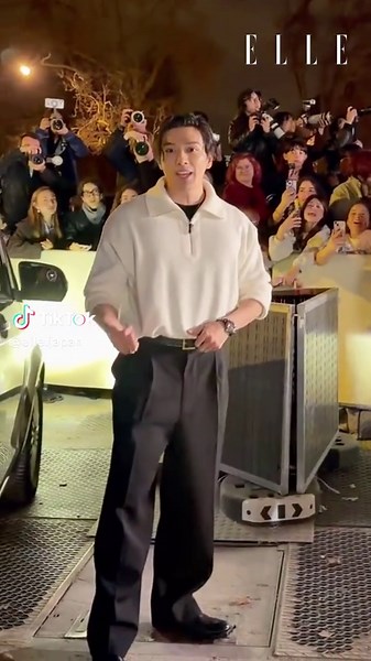 新田真剣佑が2026年秋冬シャネルコレクションに登場