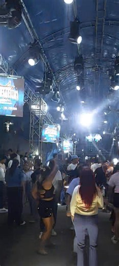 8.4K views · 175 reactions | Canton El Rosario Comasagua Y La Super Megatron Discomovil | Super Megatron Discomovil | Facebook