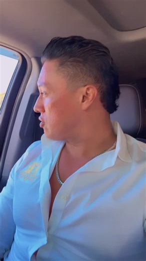 ER El Charro y La Chica Misteriosa on Instagram: "Diganle a Cibad El Novio de Alicia que yo le presto los 15 mil para que no nade dando vergüenza #erikroberto"