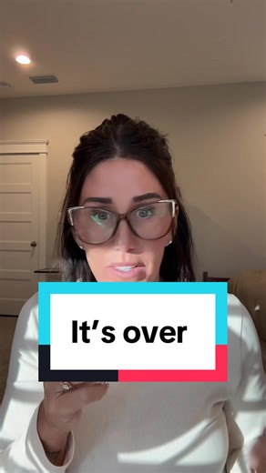 4 Signs Your Marriage Might Be Over