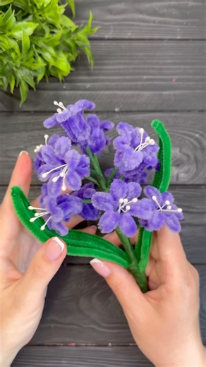 How to make Easy Flowers from Chenille Stems Pipe Cleaner Flowers #chenillepatches #pipecleaners #diy #craft #chenille #tutorial #easycrafts #crafts #fyp #fypシ | VIKI Studio DIY