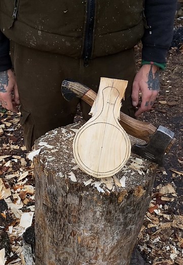 #greenwoodworking #woodcarving #carving #sloyd #spooncarving #spoon #kuksacarving #kuksa #bowlcarving #