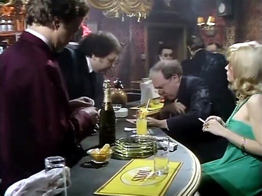 Hazell. S01 E04. Hazell Settles the Accounts.
