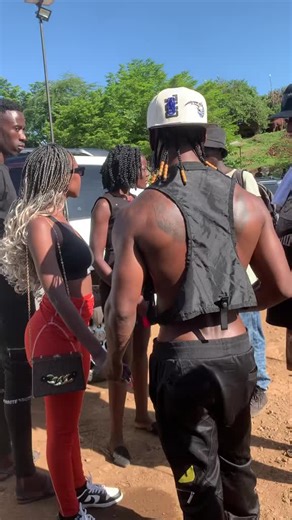 Timmy Tdat (@timmytdat)’s videos with Mbaya - Timmy Tdat & Ssaru