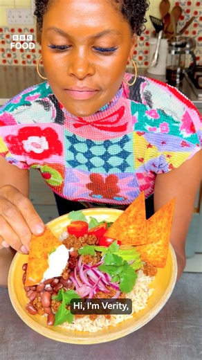 10K views · 68 reactions | Spiced beef base remix Verity transforms some of last week's batch cooked beef mince into a fresh burrito bowl with allllll the flavours and textures. One to add to your meal plan this week! Check back next Monday for the last remaster in the series. https://www.bbc.co.uk/food/recipes/spiced_tomato_and_garlic_29843 | BBC Food | Facebook