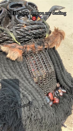 I Come in Peace: A Fun Dance Challenge