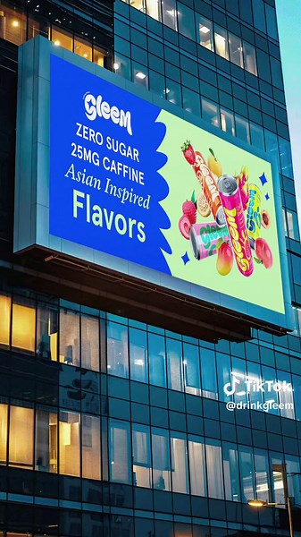 SPOTTED 😍 Gleem energy in NYC at your @Pop Up Grocer ✨ cop yourself one this fall 🩷 xoxo, Gleem 🫶🏼 #nyc #popupgrocer #gossipgirl #energydrink