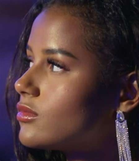 Reunion of Laurenz and Brenda on Temptation Island