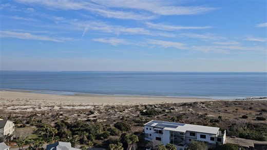 4.9K views · 130 reactions | Serenity Now! #tybeelighthouse #tybeeisland #tybee #visittybee #exploregeorgia #tybeebeach #georgia #coastalgeorgia #discovertybee #southernliving #coastalliving #tybeelivin #islandlife #lowcountry #littletybeeisland #islandtime #discovergeorgia #oceanview #experiencetybee #beachvibes #tybeelocal #whattodoontybee #visitsavannah #savannahgeorgia #georgiacoast #discoversavannah #savannahphotographers | Tybee Lighthouse | Facebook