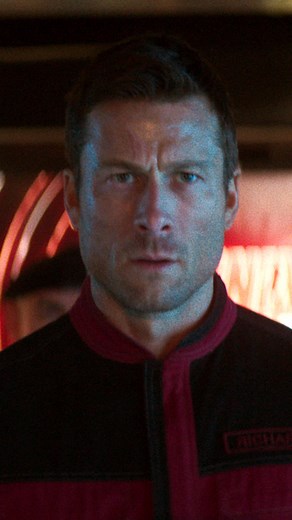 Survivre 30 jours alors que le monde entier vous traque. À vos billets dès maintenant pour #RunningManMovie – Le 14 novembre uniquement au cinéma. | The Running Man Movie | Facebook