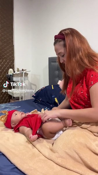 Keep Your Baby Happy and Comfortable with Huggies Skin Perfect Technology Diaper