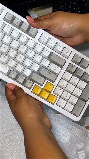 https://amzn.to/4qAHUEr AK96 Smart Mechanical Keyboard Gaming, 96 Keys Full Size with LED Colorful