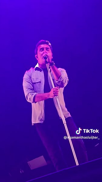 Jan Smit - Boom Boom Bailandoo 🕺❤️ #jansmit #2025 #concert #music #muziek #live #foryoupage #fyp #goodvibes #feest #volendam #liveshow #livemusic #hit #favorite #voorjou #viral #fangirl #iloveit #artist #musicconcert #streaming #spotify #youtube #thisis4you #fy #fyp #love #video #life #enjoylife #trending #tour #mei #repeat #mustwatch #exploremore #fy #boomboom #bailando #123 #weekendvibes😘 #saturdaymorning #morning #saturday