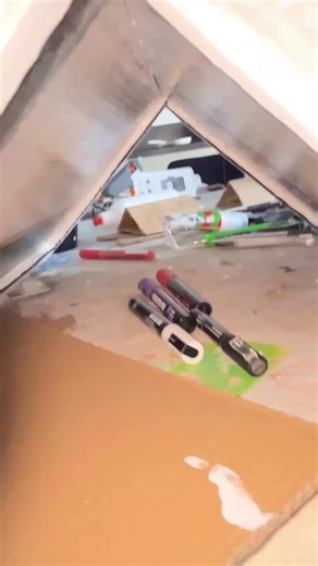 Cynthia Chemouny on Instagram‎: "🇺🇸 🇫🇷🇮🇱🇪🇸 Every new project is a challenge. Even the ones that seem simple at first. Creating is about finding a way to give shape to what only existed in my mind. ⸻ 🇫🇷 Chaque nouveau projet est un challenge. Même les plus simples en apparence. Créer, c’est trouver comment donner forme à ce qui n’existait que dans ma tête. ⸻ 🇮🇱 כל פרויקט חדש הוא אתגר. גם אלה שנראים פשוטים במבט ראשון. ליצור זה למצוא דרך לתת צורה למה שהיה קיים רק בראש שלי. ⸻ 🇪🇸 Cada n