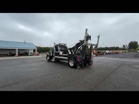 1998 PETERBILT 379 SINGLE AXLE WRECKER
