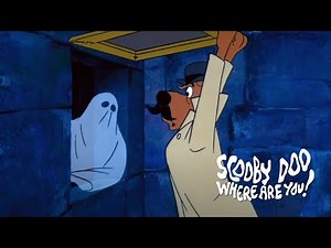 Scooby-Doo Where Are You! | Scooby-Wayne! | Hassle in the Castle
