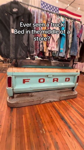 Gold Dogs Seattle WA #cars #seattle #washington #pnw #wa